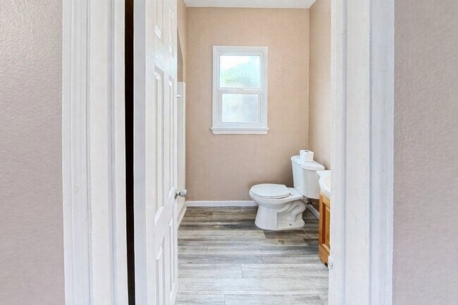 Building Photo - 17797 Grand Ave