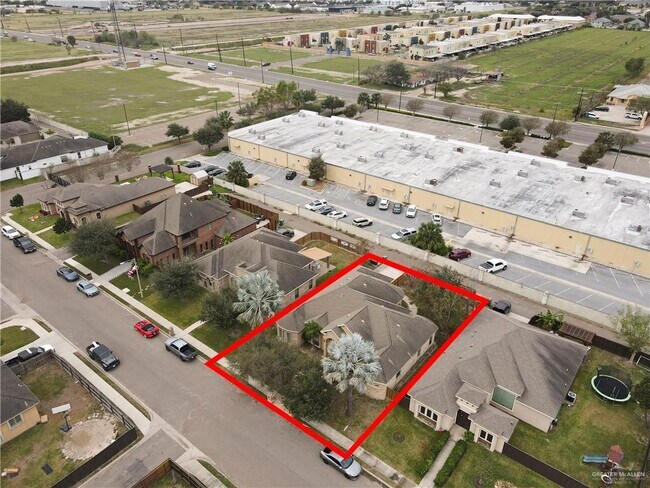 Building Photo - 3601 N Toledo St