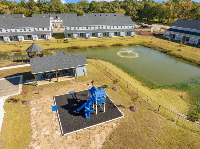 Building Photo - 2629 Virginia Mae Ln