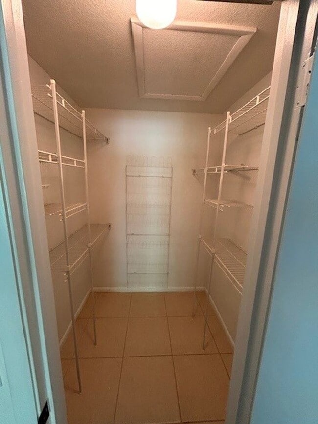 Building Photo - 50% of First Month Rent!  Newly renovated ...