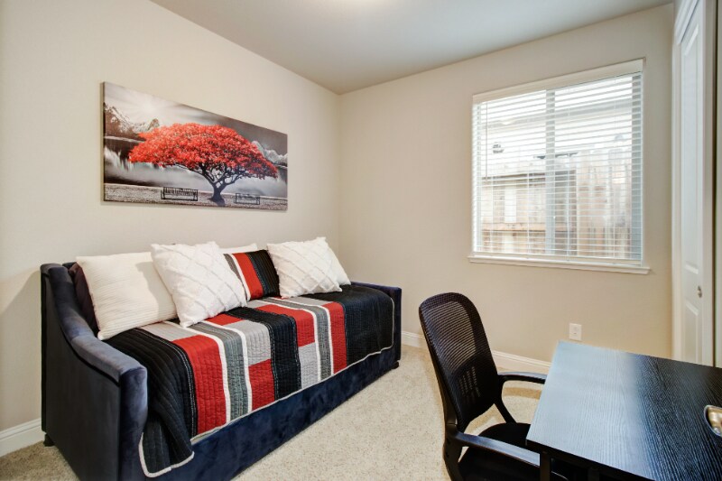 Building Photo - 613 Morning Glory Cir