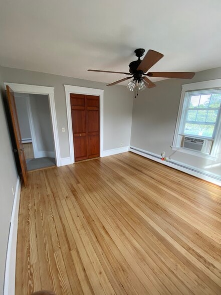 Bedroom 1 - 51 Buckthorne Ave