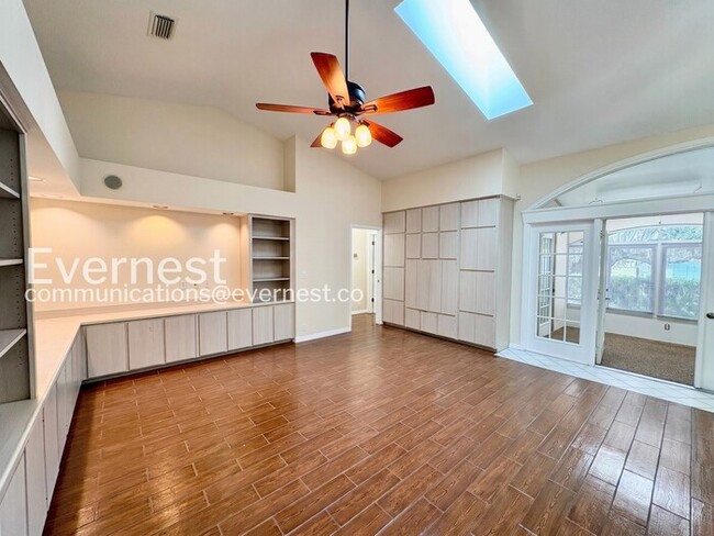Building Photo - Spacious Living with Pool & Fitness Center Access | Available Now!