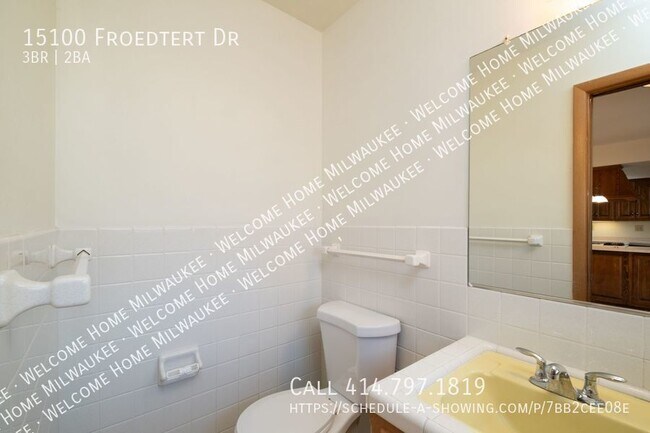 Building Photo - Discover the charm of living in Elm Grove ...