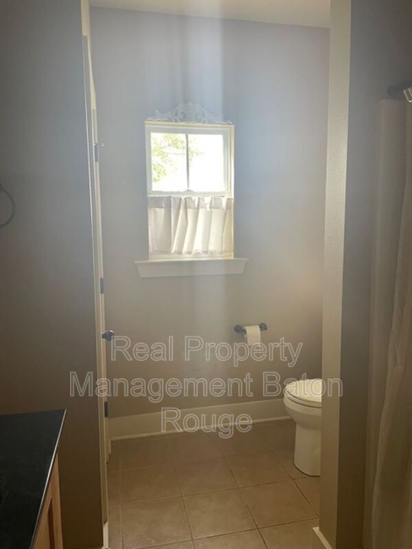 Building Photo - 15155 LA-44