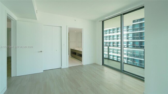 Building Photo - 1300 S Miami Ave