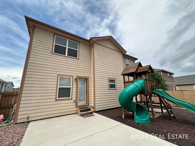 Building Photo - 8366 Hardwood Cir
