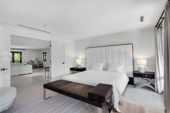 Building Photo - 9 Harbor Point