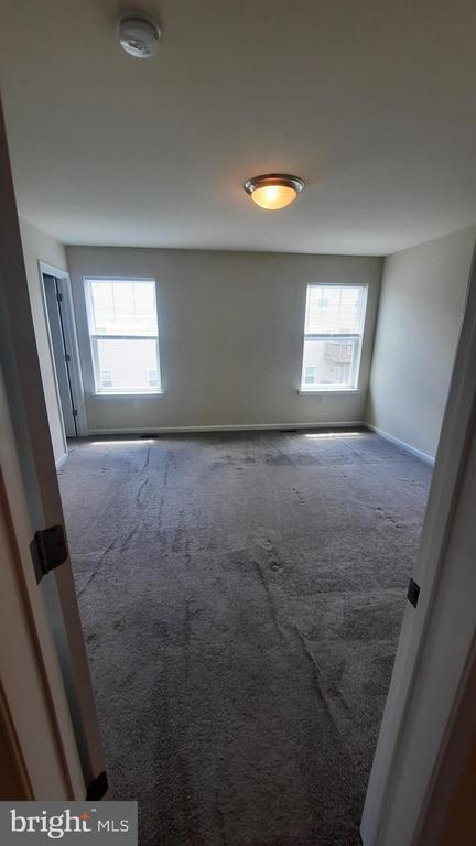 Building Photo - 1039 Admiral's Quay Dr