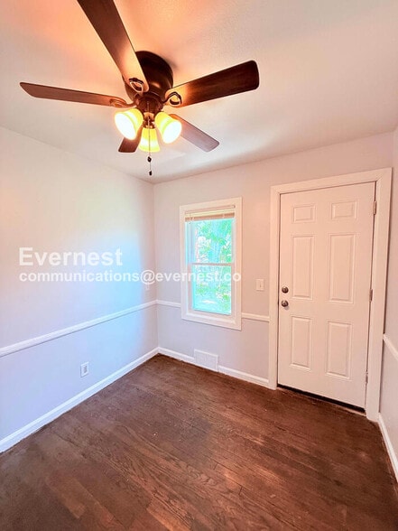 Building Photo - 16834 Fairfield St