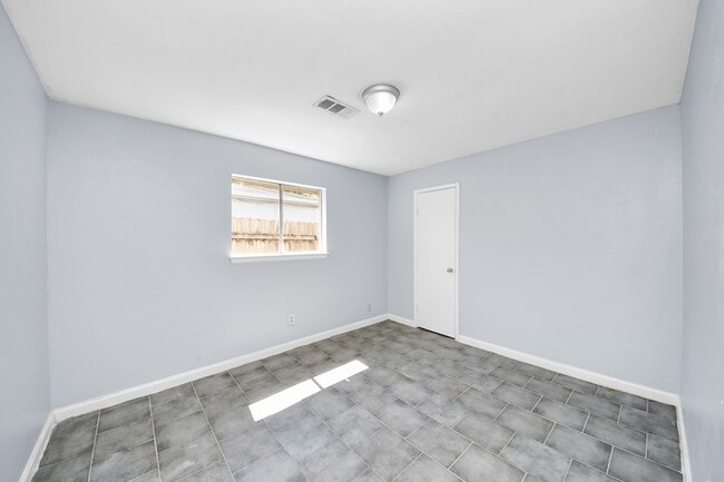 Building Photo - 3232 Scotch Moss Ln