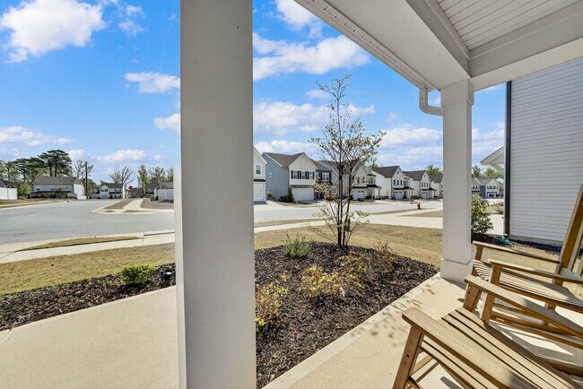 Building Photo - Spacious 5-Bedroom Home in Arlington Meadows!