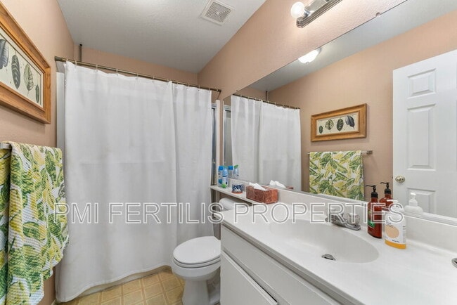 Building Photo - 7215 New Mexico Ct