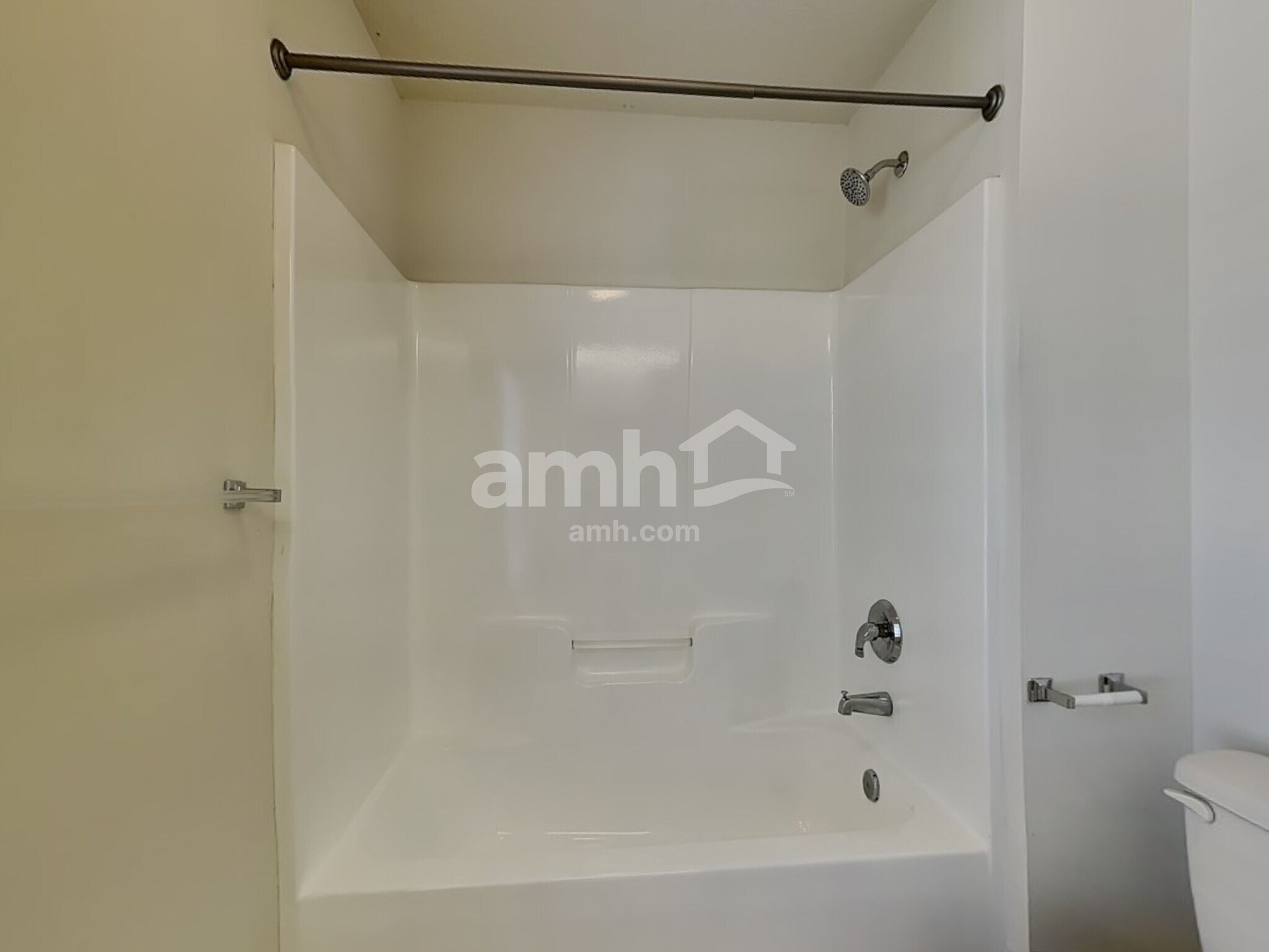 Building Photo - 112 Charlotte Ct