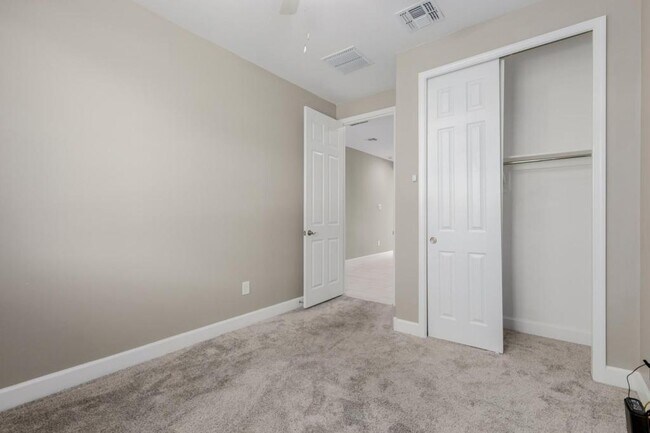 Building Photo - 6711 E Via Arroyo Largo
