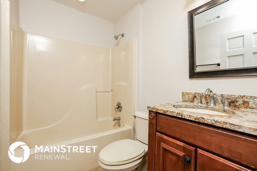 Building Photo - 1036 Aaron Dr