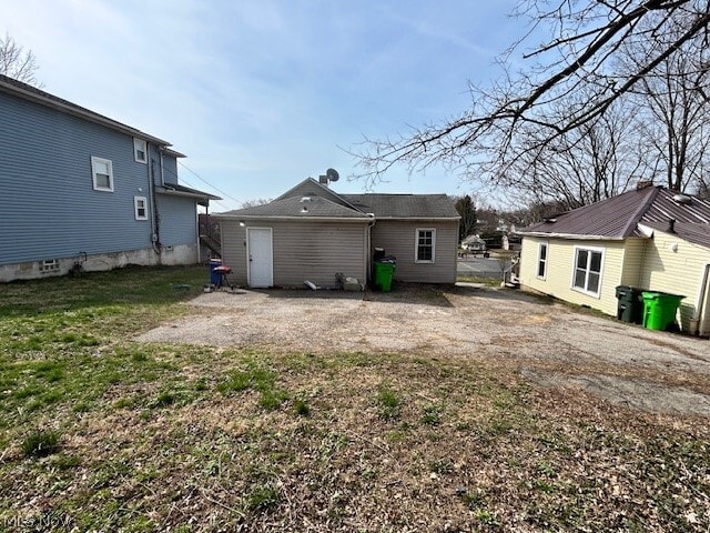 Building Photo - 155 Fernwood Ave
