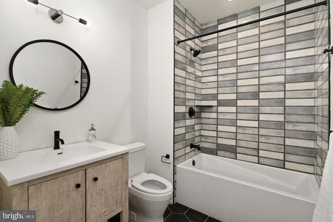 Building Photo - 1218 Snyder Ave