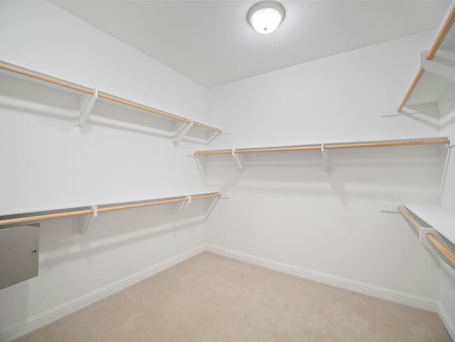 Building Photo - Showing Times: to schedule a viewing, please call & contact us