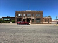 Building Photo - 104 Main St W