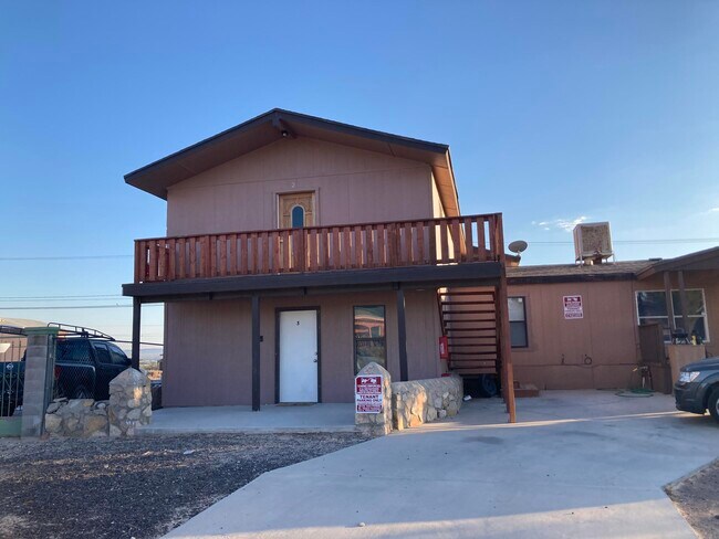 Primary Photo - 1654 Exeter Dr