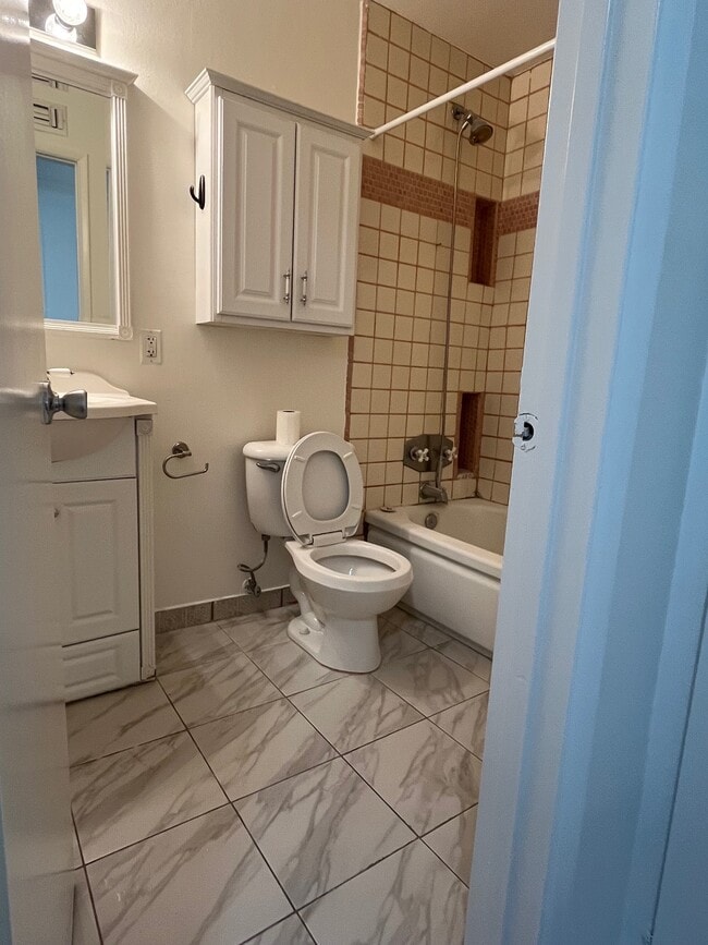 Building Photo - 3187 Calle Quebracho