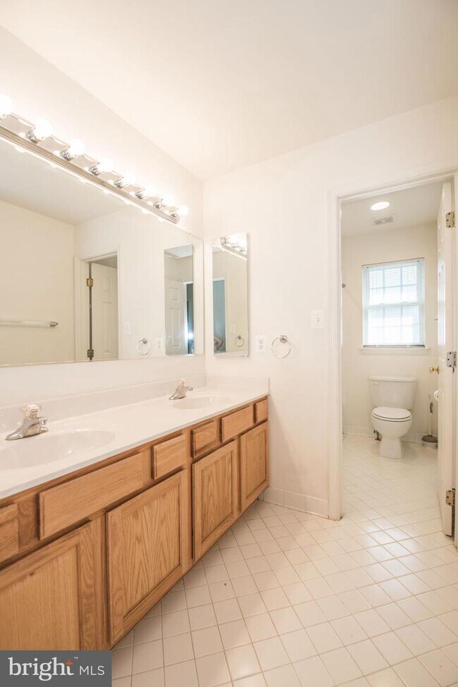 Building Photo - 12801 Victory Lakes Loop