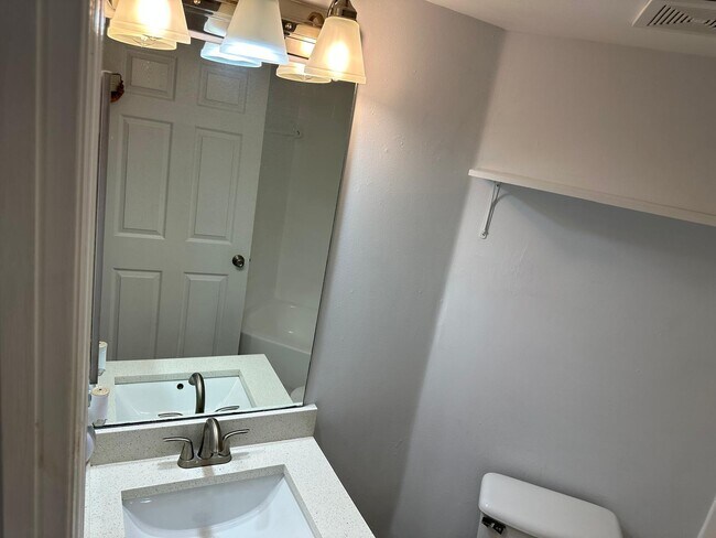 Building Photo - 4179 N Haverhill Rd