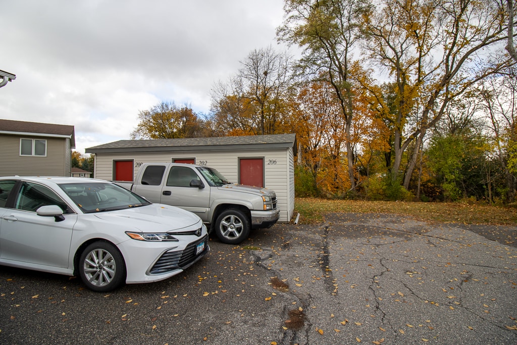 Building Photo - 202 Balcerzak Dr