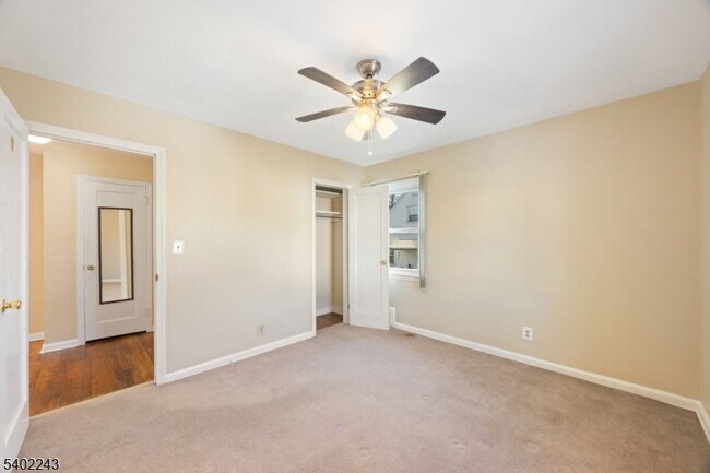 Building Photo - 298 Newark Ave