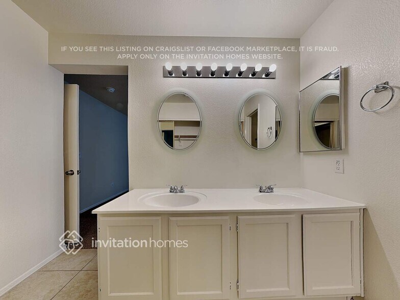 Building Photo - 9133 W Banff Ln.