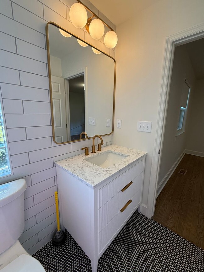 Building Photo - 3/3 Totally Renovated House on Sylvan Drive - Lincoln Forest