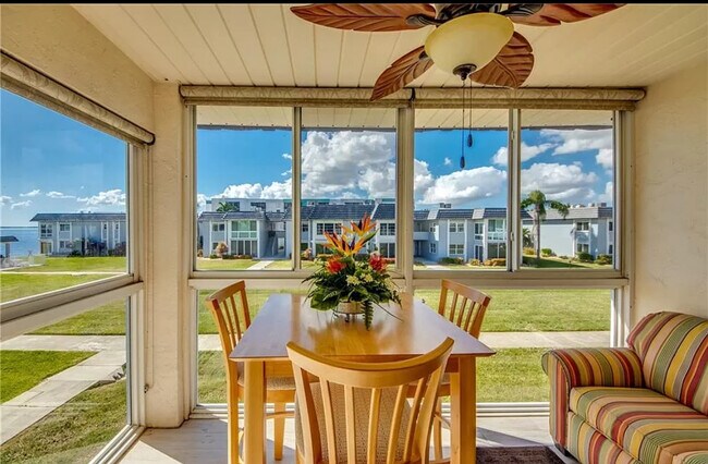 Building Photo - 3368 N Key Dr