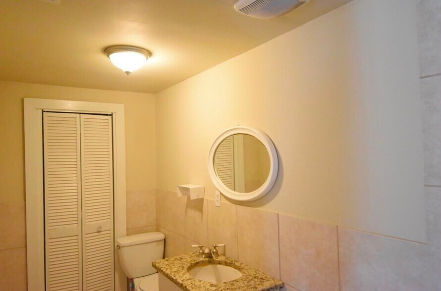 Building Photo - 1531 Boulder Walk Dr SE