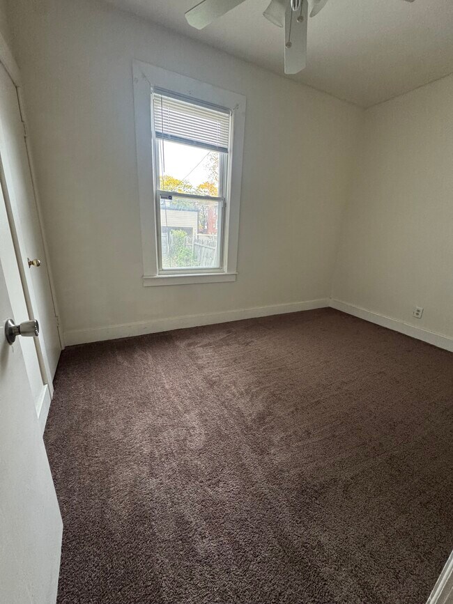 Building Photo - 295 Marston St