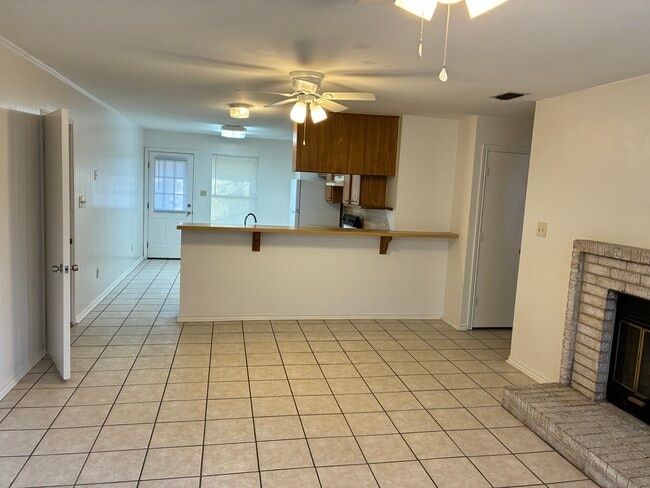 Building Photo - 13571 Sheldon Ln