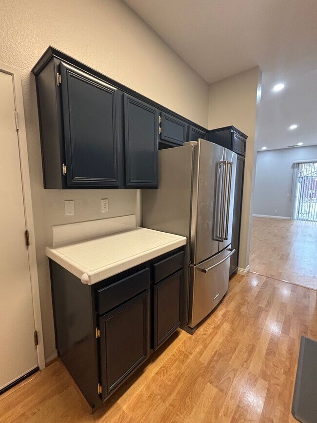 Building Photo - Beautiful Rancho Cucamonga 3 Bedroom/ 2 Bath Home