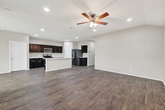 Building Photo - 20926 Belmont Village Wy