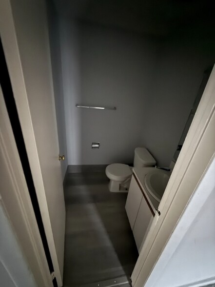 Building Photo - 10 Congress St