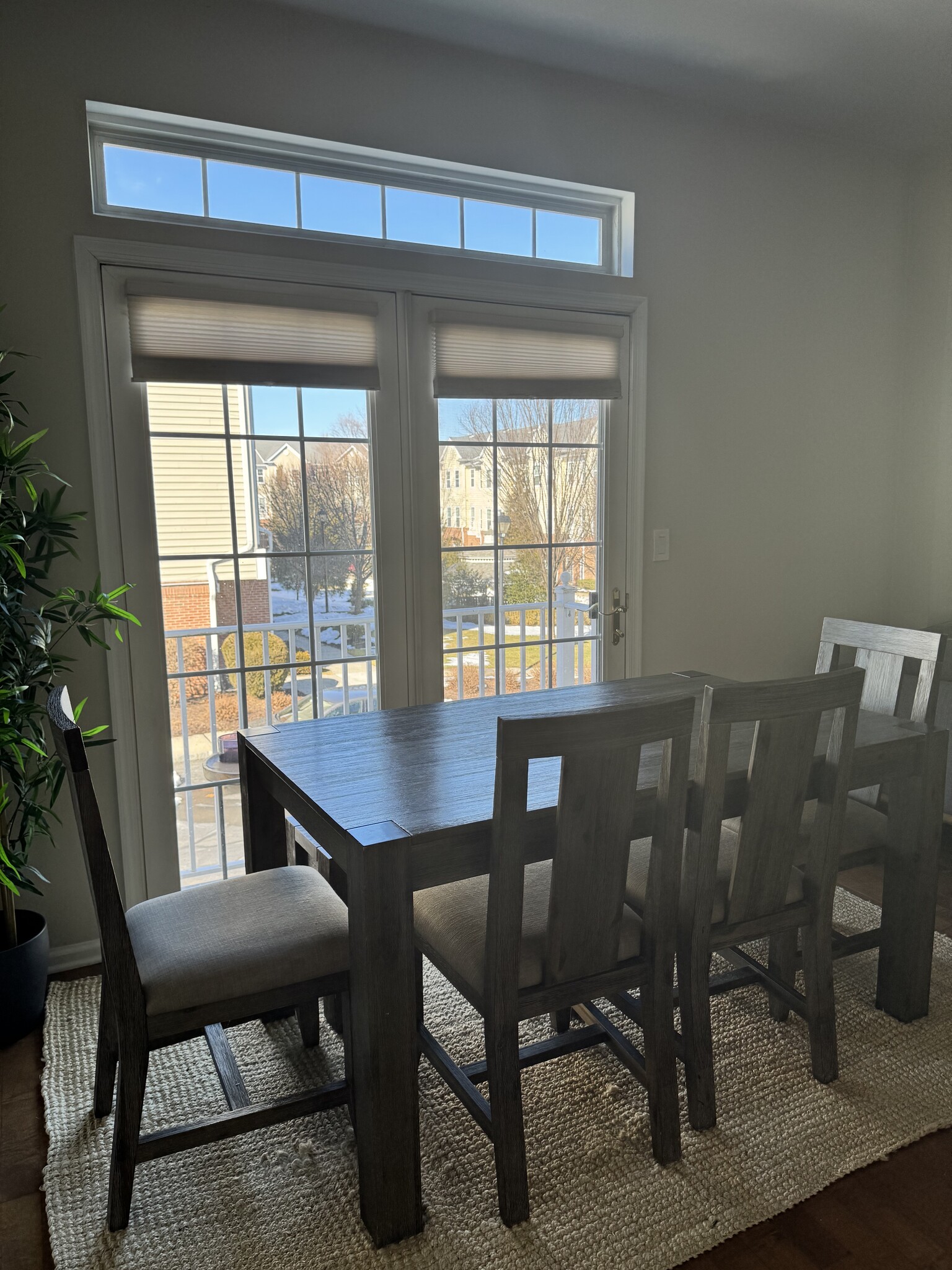 Building Photo - 813 Deluca Rd