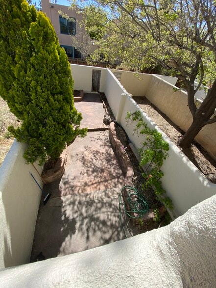 Patio - 2732 Calle Anna Jean