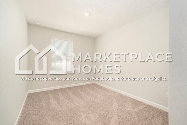 Building Photo - 7682 Deer Vly Cir