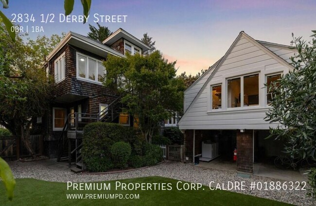 Primary Photo - 2834 1/2 Derby Street-
