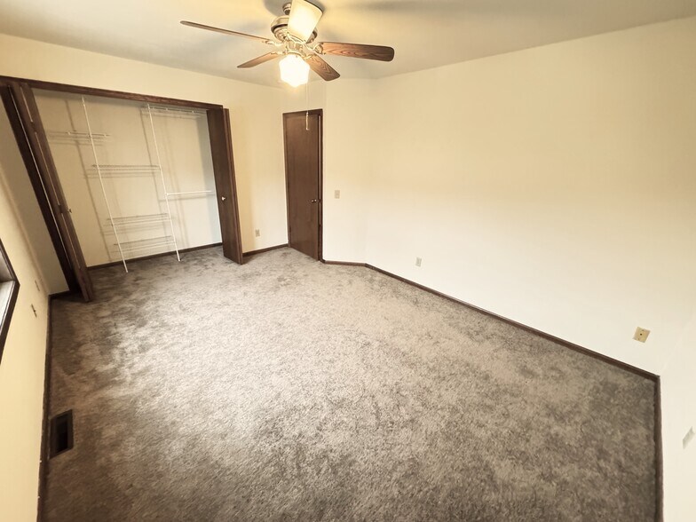 Building Photo - 3009 Cimarron Trl