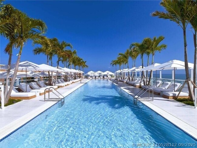 Building Photo - 2301 Collins Ave