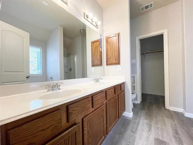 Building Photo - 5101 Blackwood Dr