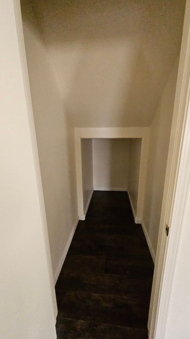 Building Photo - 5 Bed 3 Bath