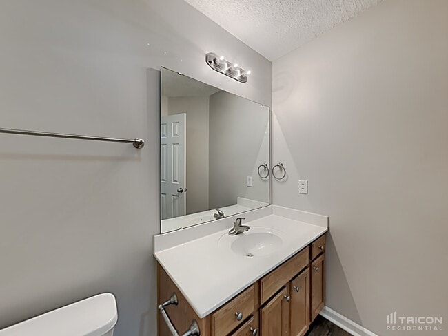 Building Photo - 926 Back Bay Ct NE