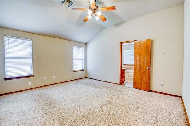 Building Photo - 1708 Meadow Run Dr