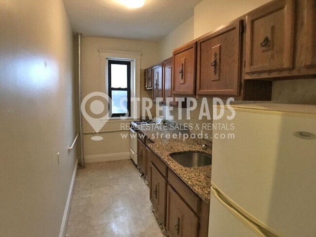 Building Photo - 1 bedroom in Malden MA 02148